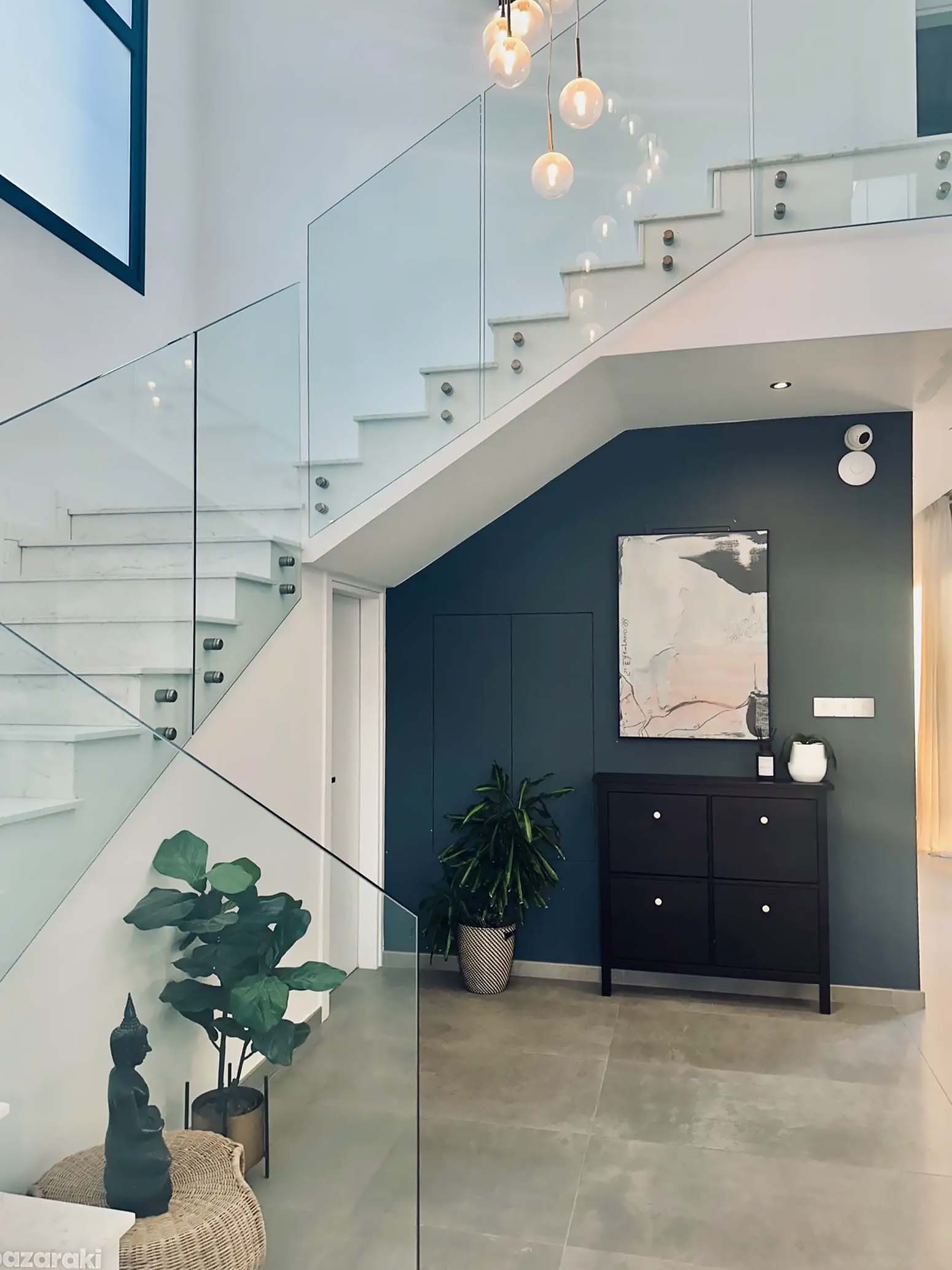 5 Bedrooms Villa in Yermasoyia