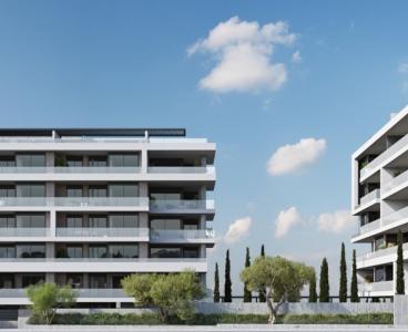 Spacious Luxury Apartment by the Sea