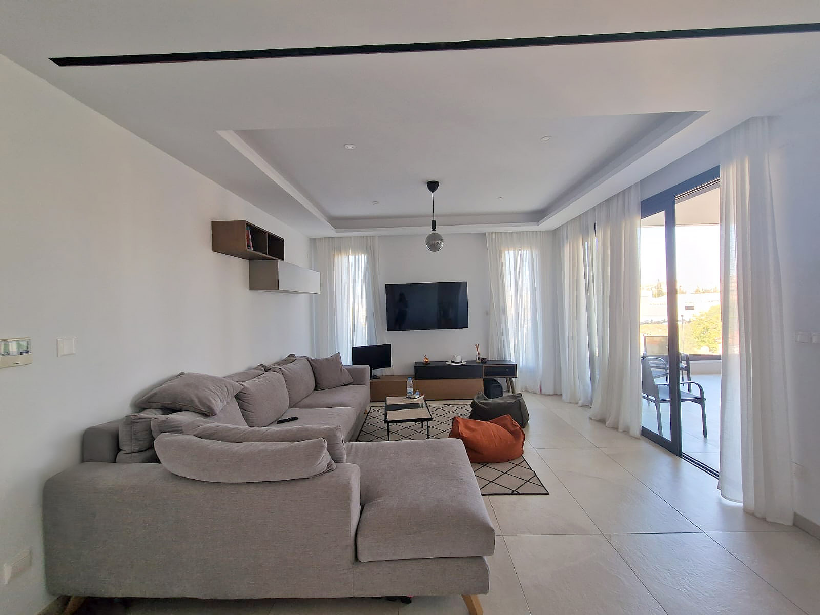 2 Bedrooms Penthouse in Yermasoyia