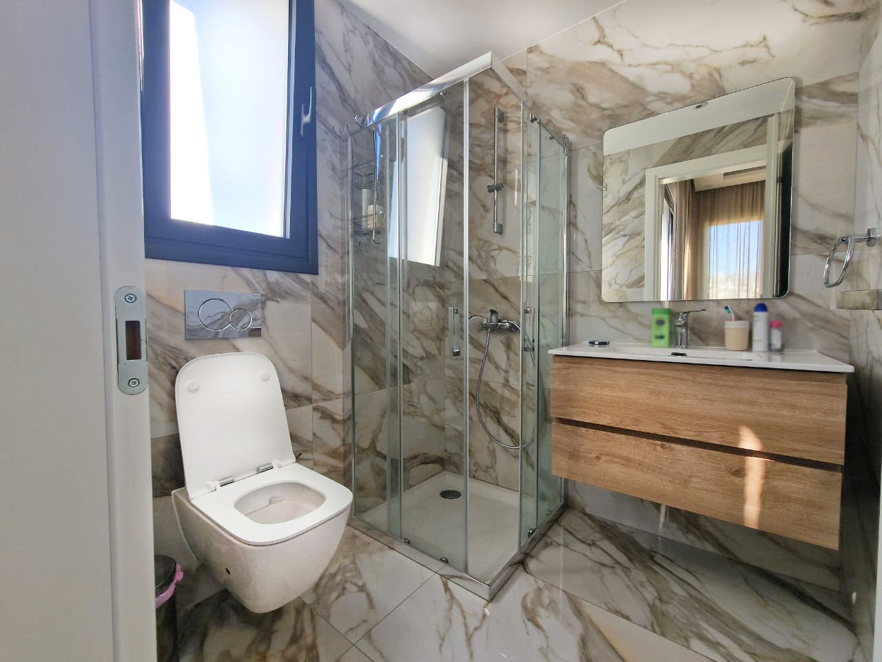 2 Bedrooms Penthouse in Yermasoyia