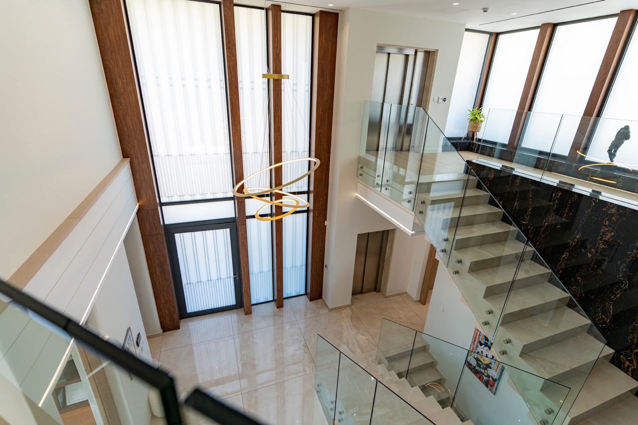 6 Bedrooms Villa in Paniotis