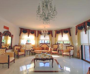 Spacious Villa