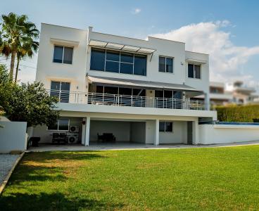 Prestige Panoramic Villa