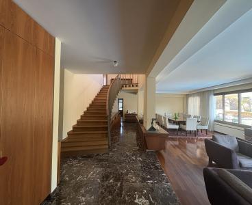 Poolside Family Home