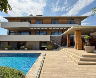 Luxury and Lifestyle Combined