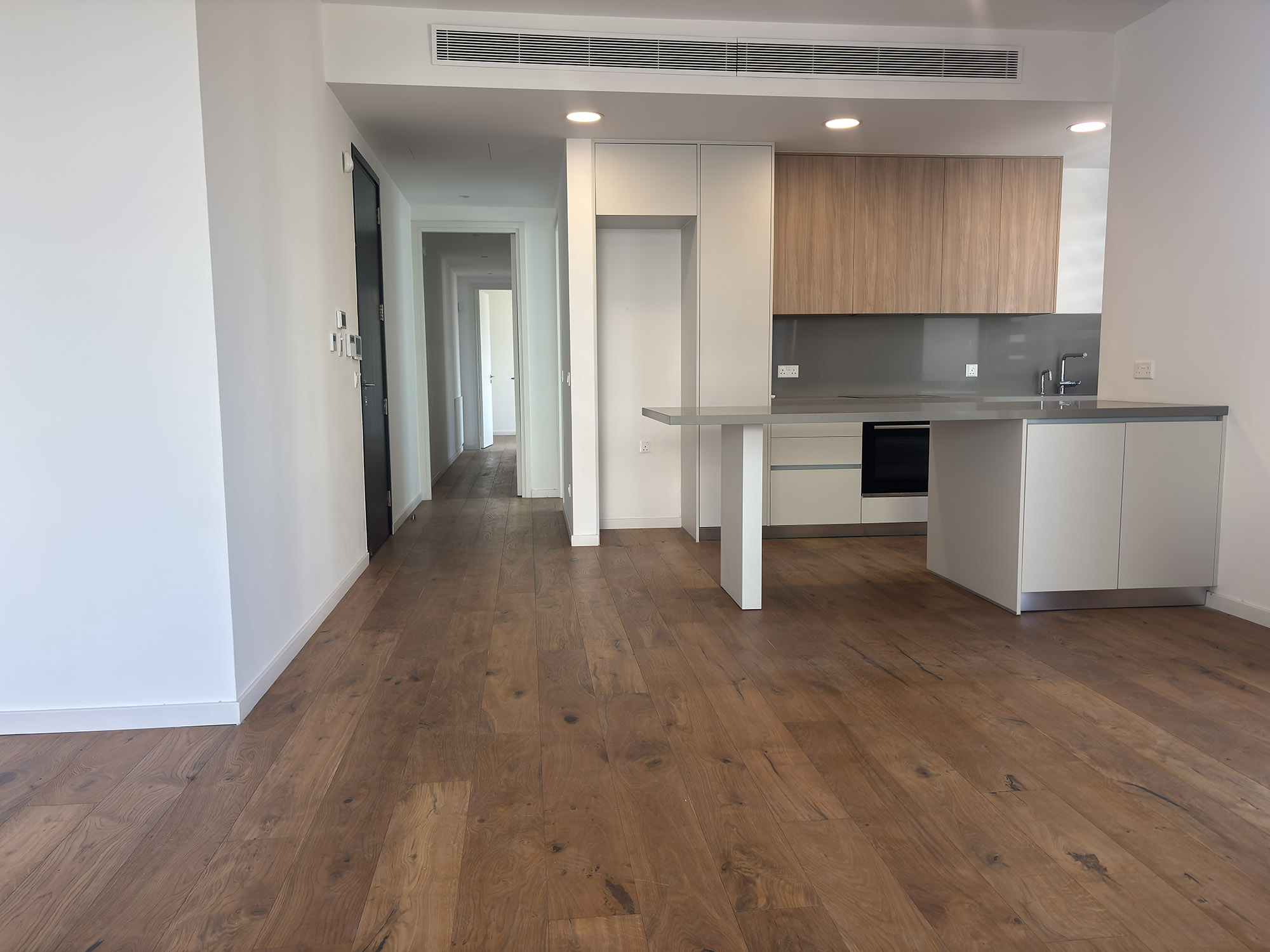 Apartment in Nicosia - Image 2