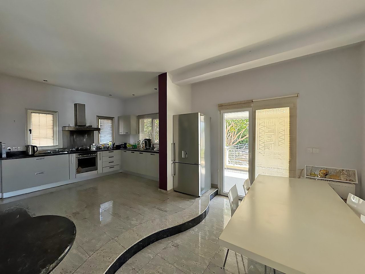 House in Saint Paraskevi - Image 5