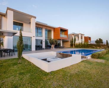 High End Luxury Residence