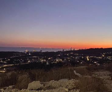 Corner Plot With Panoramic Sea Views