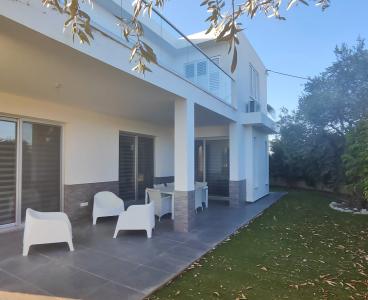 Elegant Luxury Residence in Psimolofou, Nicosia Suburbs, Nicosia