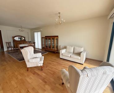 Refined Whole Floor Apartment