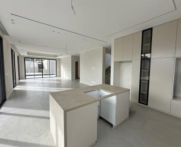 Luxury Living at Its Finest!