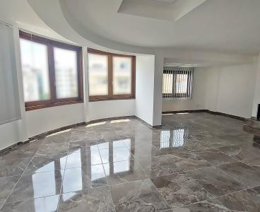 City Center Lovely Penthouse