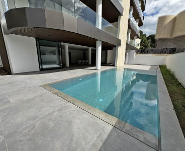 Exclusive Full Floor Luxury Living