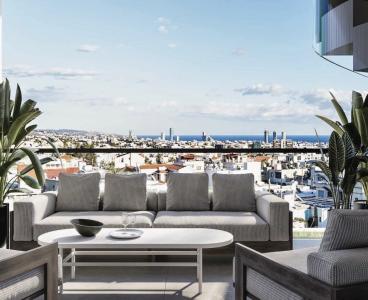 Hillside Penthouse|Unique Views