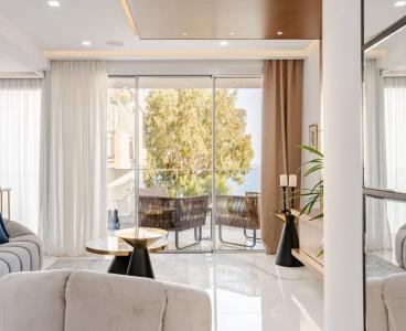 Stunning Beachfront Apartment