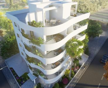Spacious Penthouse with Roof Garden
