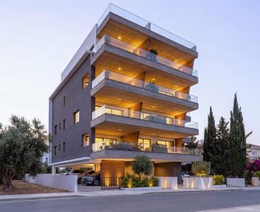 Airy Spacious Living