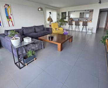 Bright & Spacious Penthouse