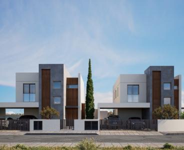 Corner Bright Family House