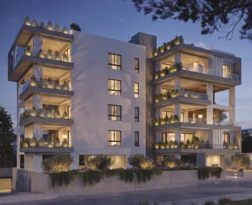 Elevated Top Floor Living
