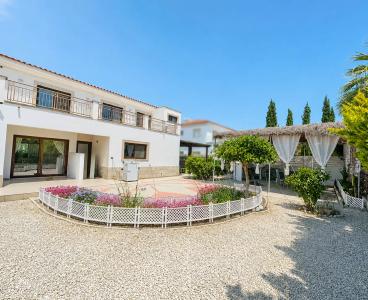Wonderful Spacious Villa in Latsia, Nicosia