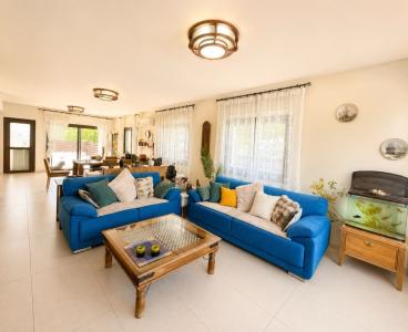 Wonderful Spacious Villa in Latsia, Nicosia