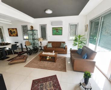 Elegant Residence in Pano Polemidia, Limassol