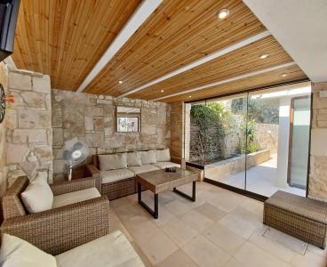 Sea View Luxury Family Home