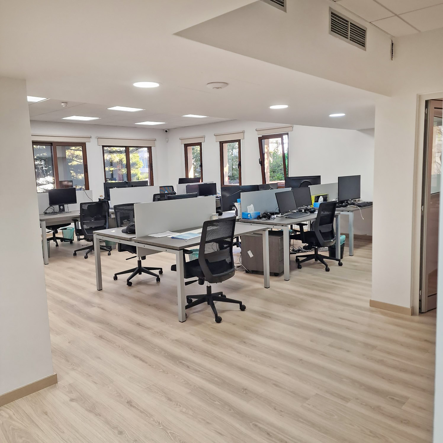Office 317 m² for sale in Egkomi, Nicosia