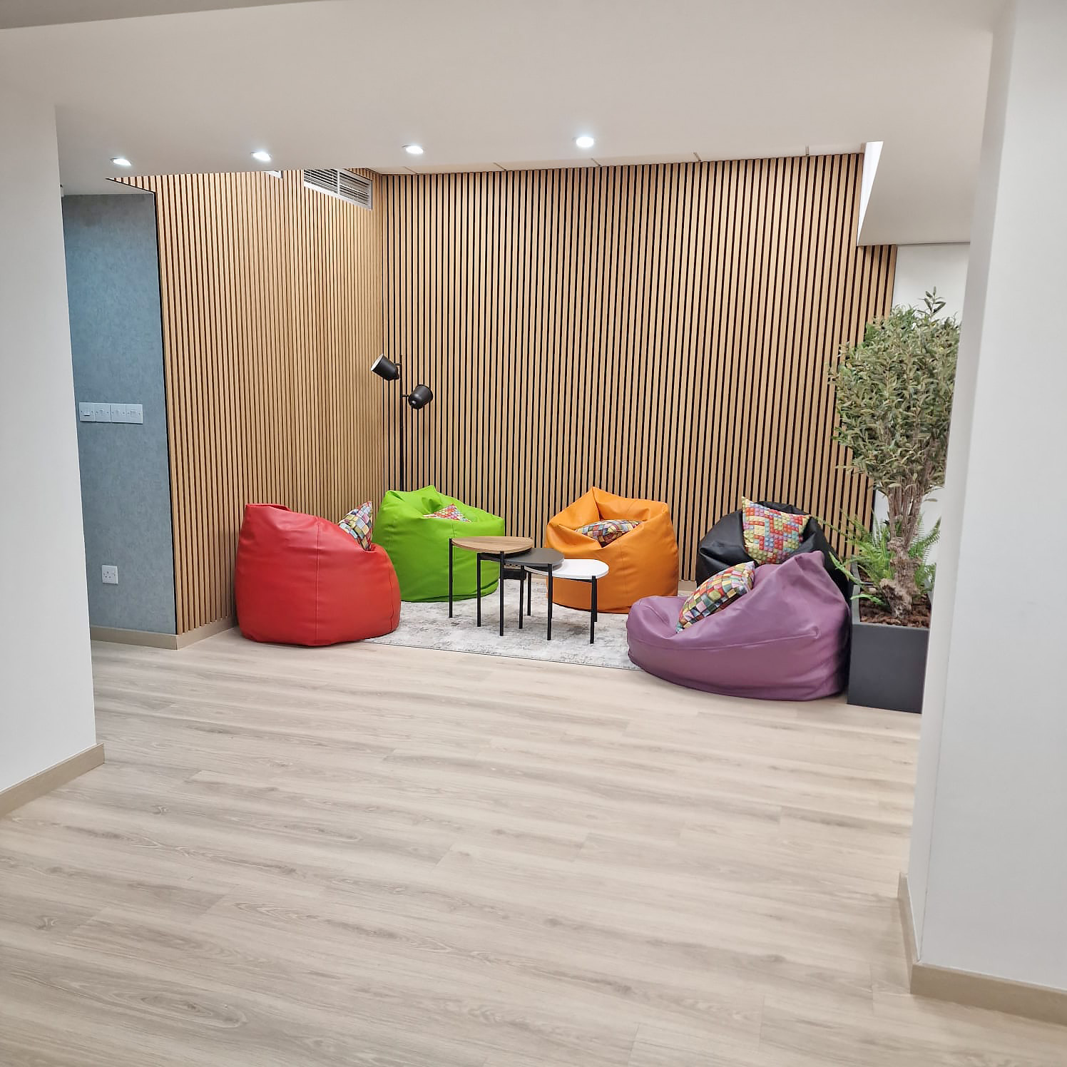 Office 317 m² for sale in Egkomi, Nicosia