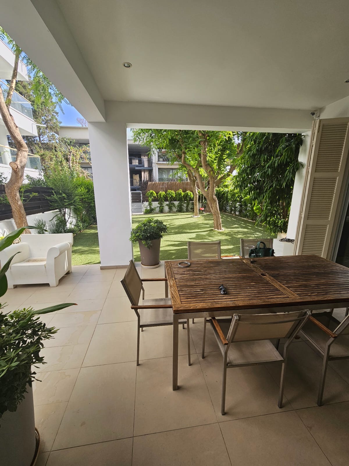 3-bedroom detached house for rent 220 m² in Egkomi, Nicosia