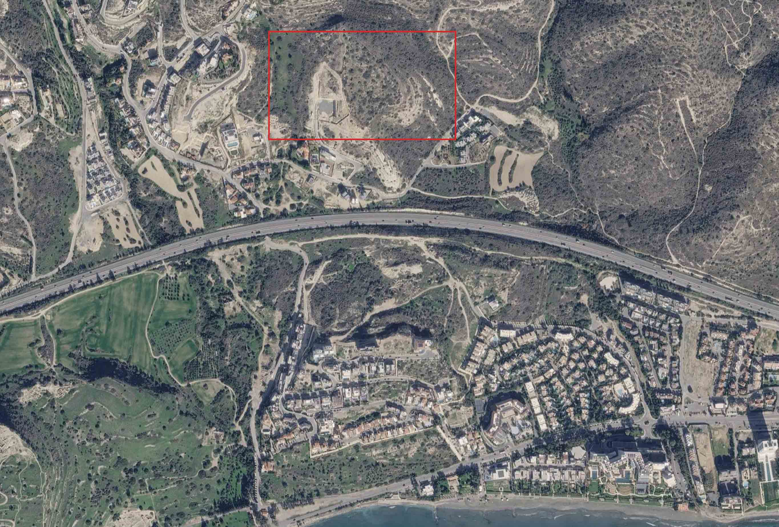 Plot of land for sale 5544 m² in Agios Tychon, Limassol