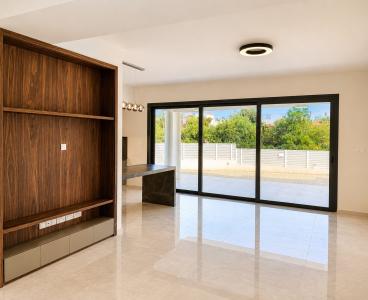 Modern Family Home in Ayios Athanasios, Limassol