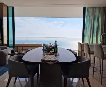Luxurious Seafront  Apartment in Moutayiaka, Limassol