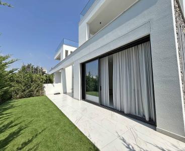 Exceptional Family House in Ayios Athanasios, Limassol