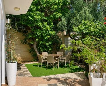 Signature Villa with Endless Views in Laiki Lefkothea, Limassol