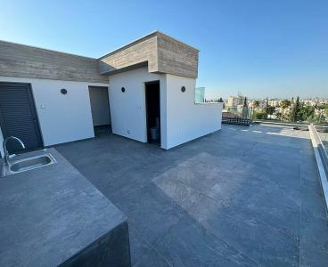 Luxury Penthouse with Private Pool in Kato Polemidia, Limassol