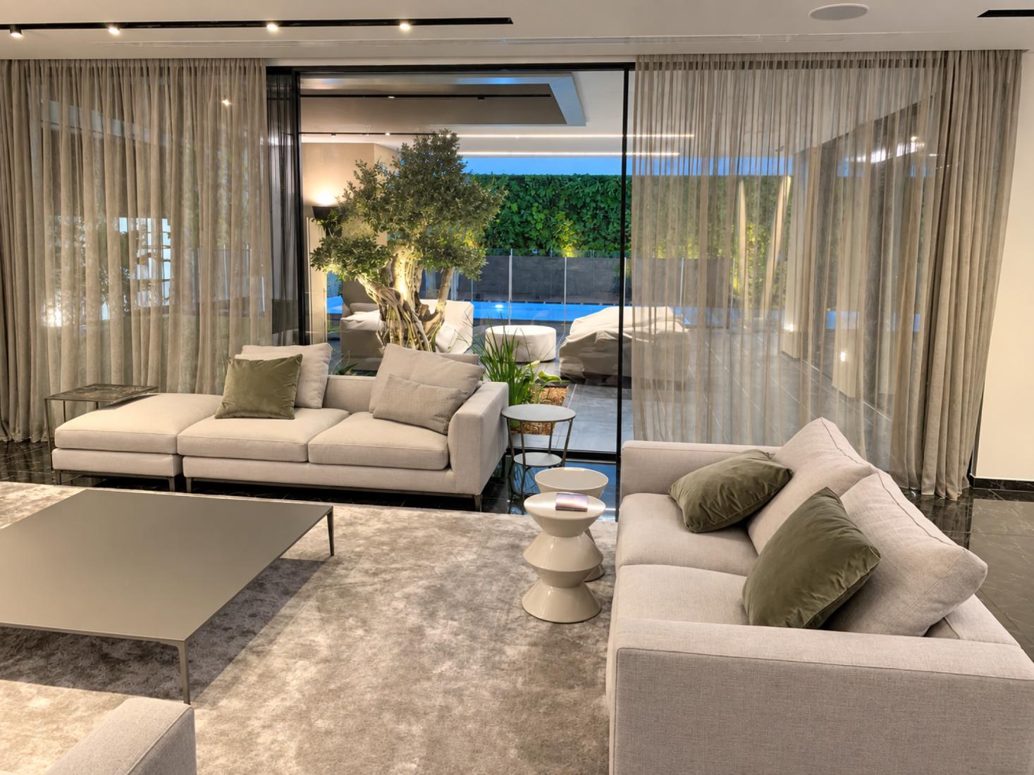 Stunning Contemporary Home