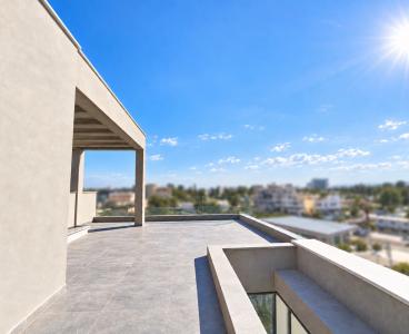 Central Larnaca Penthouse in Larnaca Down Town, Larnaca