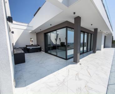 Luxurious Urban Retreat in Ayios Athanasios, Limassol