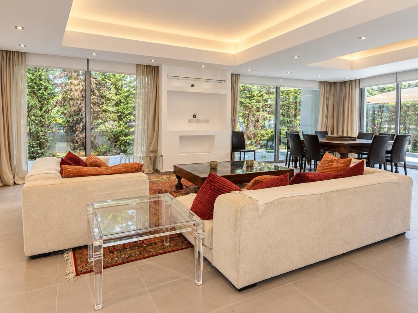 Three level Maisonette Apartment