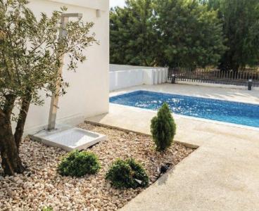 Spacious Apartment Near the Beach in Potamos Yermasoyias, Yermasoyia, Limassol