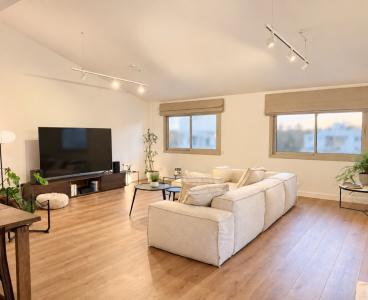 Large Top Floor Apartment in Agioi Omologites, Nicosia Down Town, Nicosia